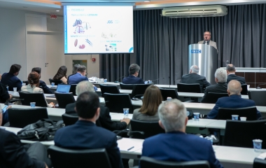 Carne cultivada atende demandas populacionais, climáticas e de saúde