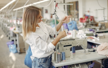 Instituto SENAI leva soluções em transformação digital, sustentabilidade e têxteis técnicos à FEBRATEX, em Blumenau