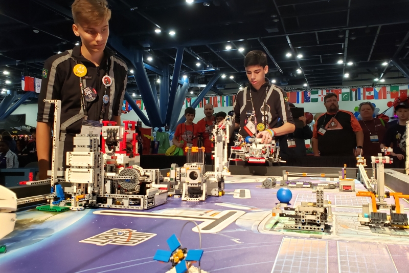 Vida nas cidades é tema da nova temporada do torneio de robótica FIRST LEGO League