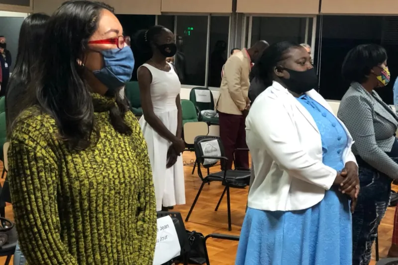 Cerimônia marca a nova fase profissional a haitianos e venezuelanos