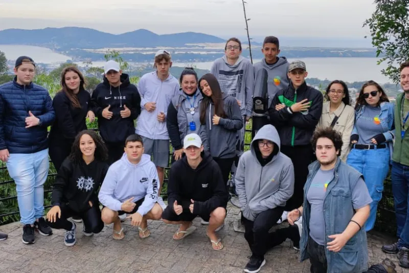 Escola S promove caminhada cultural em Florianópolis 