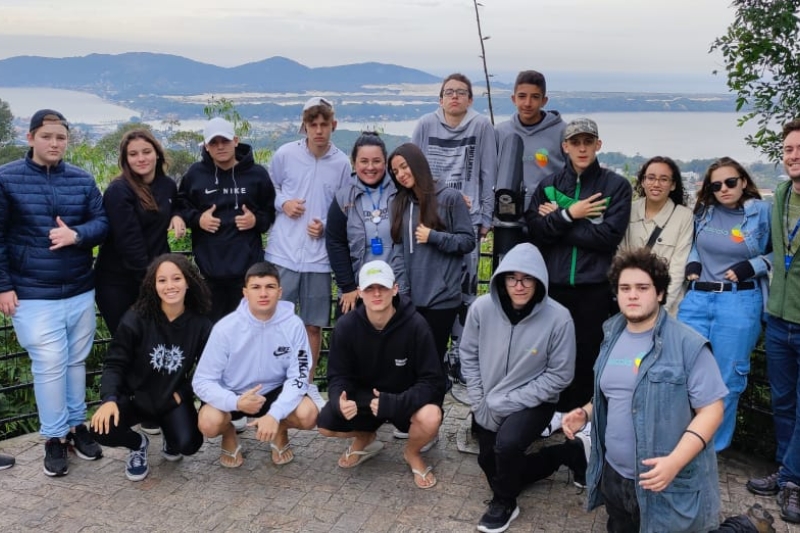 Escola S promove caminhada cultural em Florianópolis 