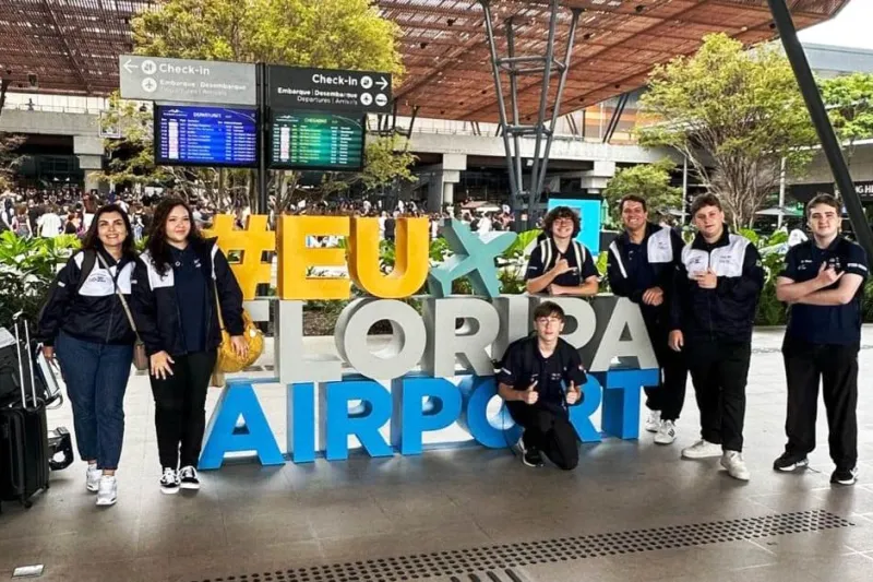 Equipe da Escola SESI em SC embarca para os Estados Unidos para mundial de robótica