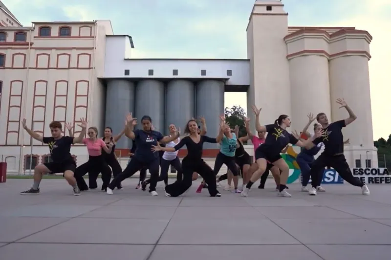 VÍDEO: professores das Escolas SESI em SC participam de imersão cultural em Joinville