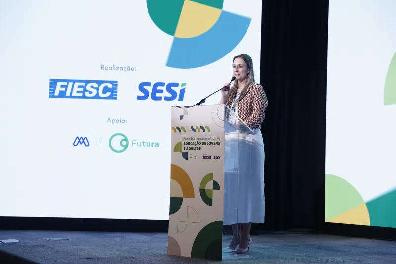 Confira destaques do segundo dia do Seminário Internacional SESI de EJA