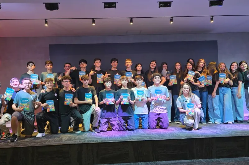 Estudantes das Escolas SESI produzem 41 livros em projeto de escrita autoral