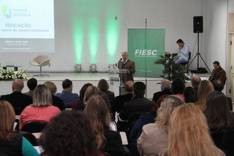 Mais de 140 profissionais participaram do evento em São Bento do Sul (Foto: Filipe Scotti)