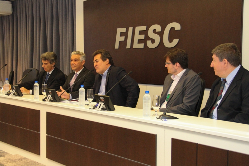 Para Carlos Henrique Ramos Fonseca, diretor da FIESC, o momento de crise é especialmente importante para este debate. (Foto: Filipe Scotti)