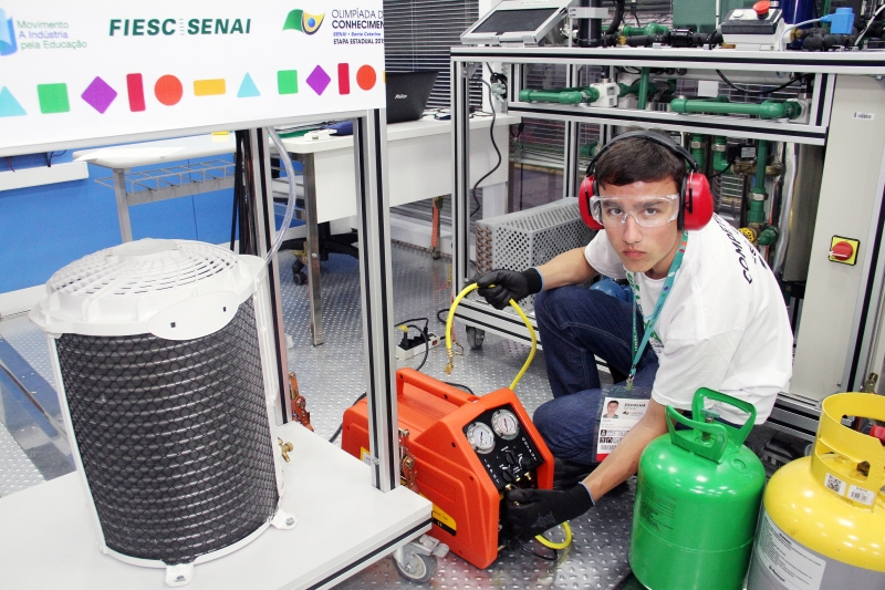 Zaion deseja prosseguir na carreira profissional e aprofundar a capacitação na área de refrigeração. Foto Ivonei Fazzioni